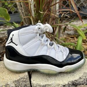 Nike Air Jordan 11 Concord White Black Size 4Y/5.5WOMEN'S Sneakers 378038-100